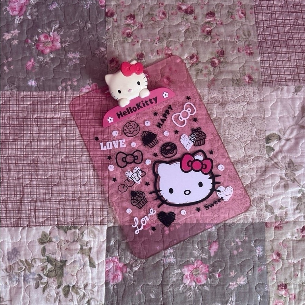 2012 Hello Kitty Clipboard